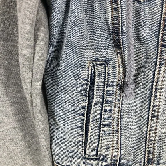 Highway Jeans Girls Denim Jacket Size S Hooded Sweatshirt Button Up Casual - Picture 10 of 15